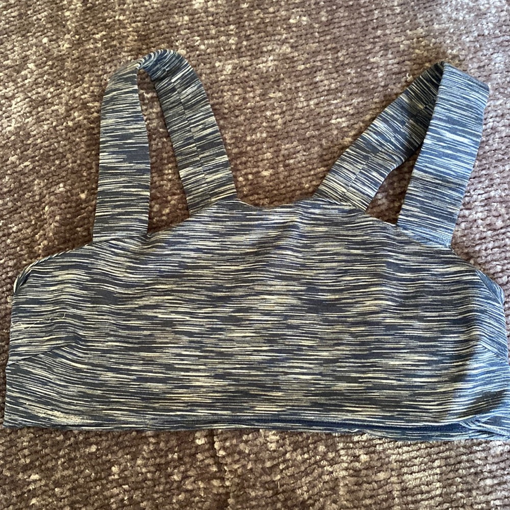 OV sports bra